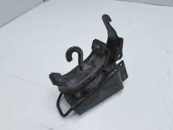 MITSUBISHI CANTER FUSO 7C 17R RYGIEL ZAMKA KABINY 13-21