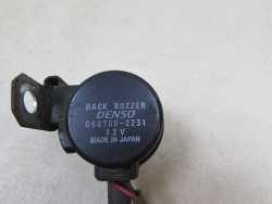 MITSUBISHI CANTER FUSO IVECO SYGNAL DZWIEKOWY COFANIA BIEGU WSTECZNEGO DENSO 068700-2231 12V