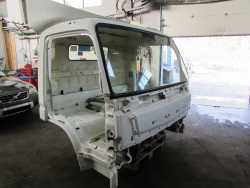 MITSUBISHI CANTER FUSO 7C 9C SZEROKA KABINA KAROSERJA SZKIELET 17R
