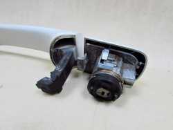 VOLVO S80 II V70 III XC70 06-13 KLAMKA ZEWNETRZNA WKLADKA ZAMEK 30753785