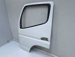MITSUBISHI CANTER FUSO 14-21 DRZWI KABINA LEWE KAMERA W31