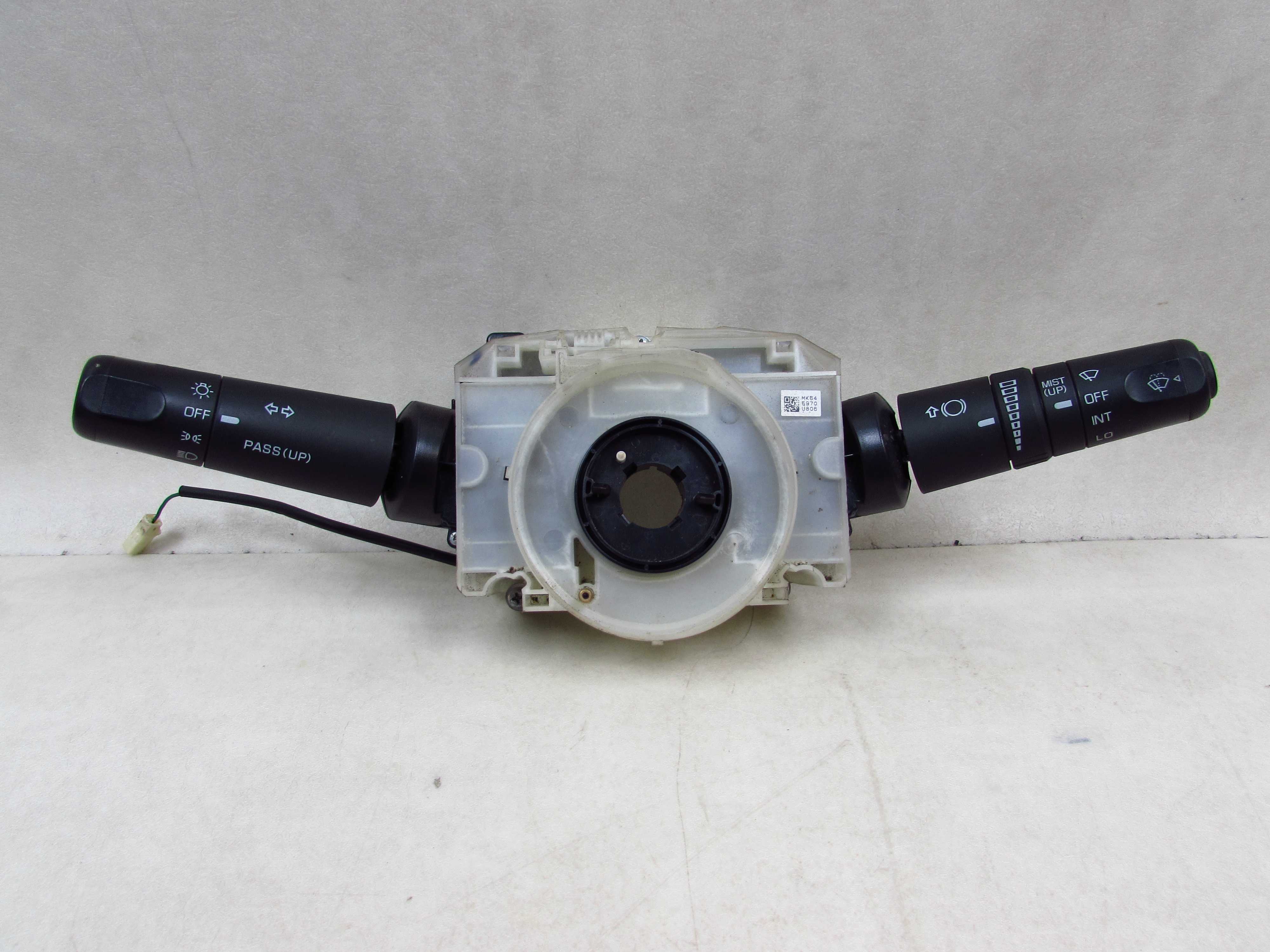 MITSUBISHI CANTER FUSO 7C15 E6 13- MANETKA PRZELACZNIK PAJAK MK645970 MK645548 MK645552