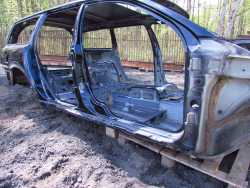 VOLVO S60 V70 II XC70 99-09 PROG SLUPEK CWIARTKA CIETA PRAWA 452-26