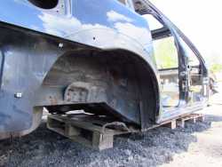 VOLVO V70 II XC70 99-09 CWIARTKA BLOTNIK POSZYCIE TYL PRAWA 452-26