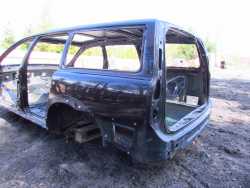 VOLVO V70 II XC70 99-09 CWIARTKA BLOTNIK POSZYCIE TYL LEWA 452-26