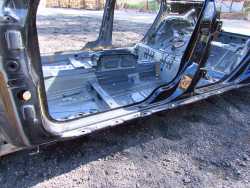 VOLVO S60 V70 II XC70 99-09 PROG SLUPEK CWIARTKA CIETA LEWA 452-26