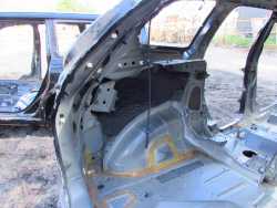 VOLVO XC60 08-17 CWIARTKA PODLUZNICA BLOTNIK CIETY LEWY 452-46 POMORSKIE