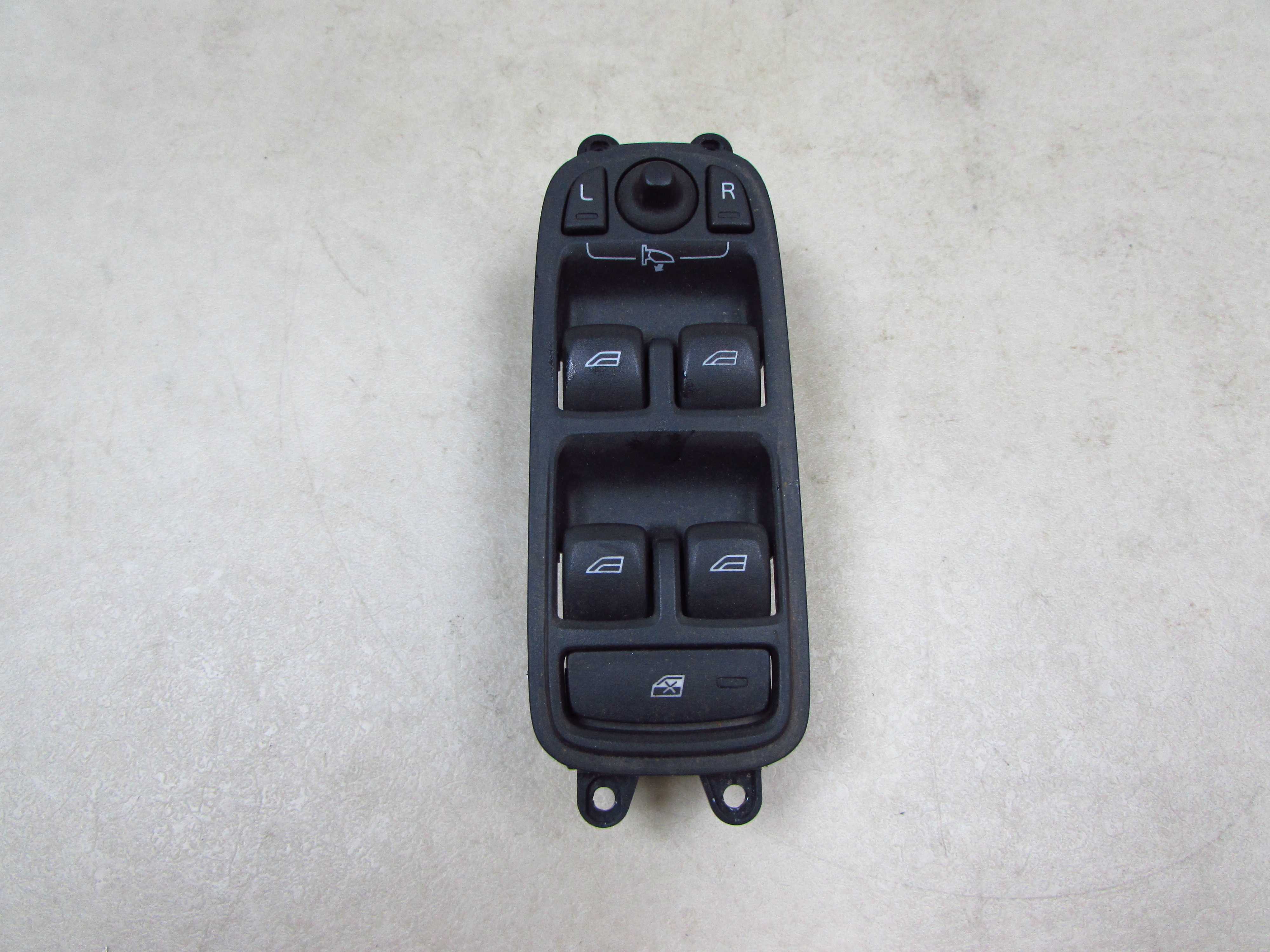 VOLVO XC60 S60 II V60 08-17 PANEL PRZELACZNIK SZYB LUSTEREK 31334346