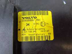 VOLVO S40 V50 04-08 LAMPA REFLEKTOR PRZOD PRAWA 30698886 EUROPA