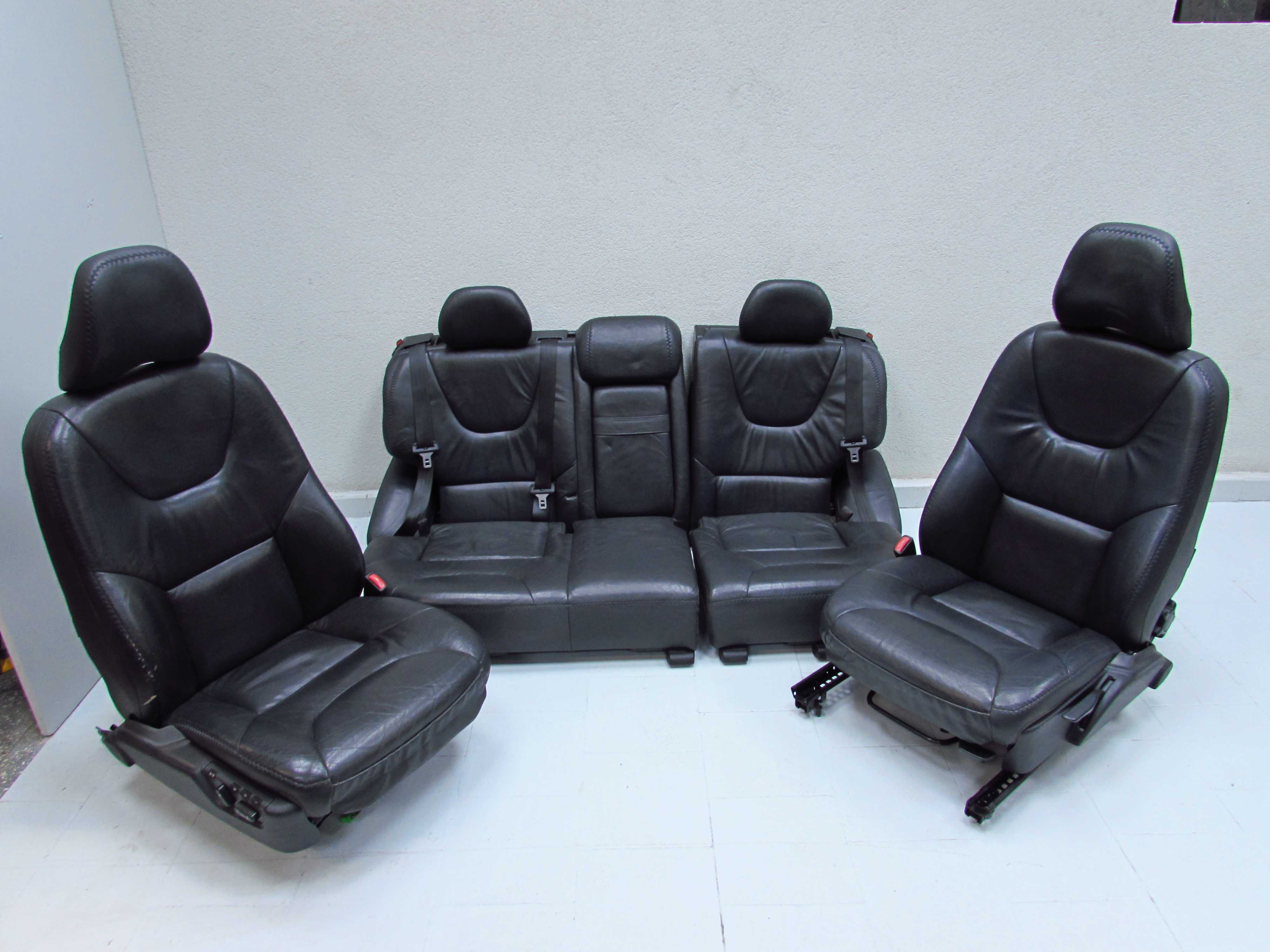 VOLVO V70 XC70 CROSS COUNTRY FOTELE KANAPA SIEDZENIA GRZANE SKORA CZARNA KPL 99-07