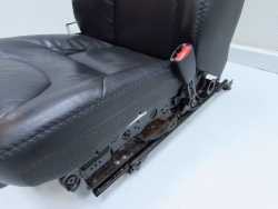 VOLVO V70 XC70 FOTELE KANAPA GRZANE SKORA CZARNA KPL 99-07