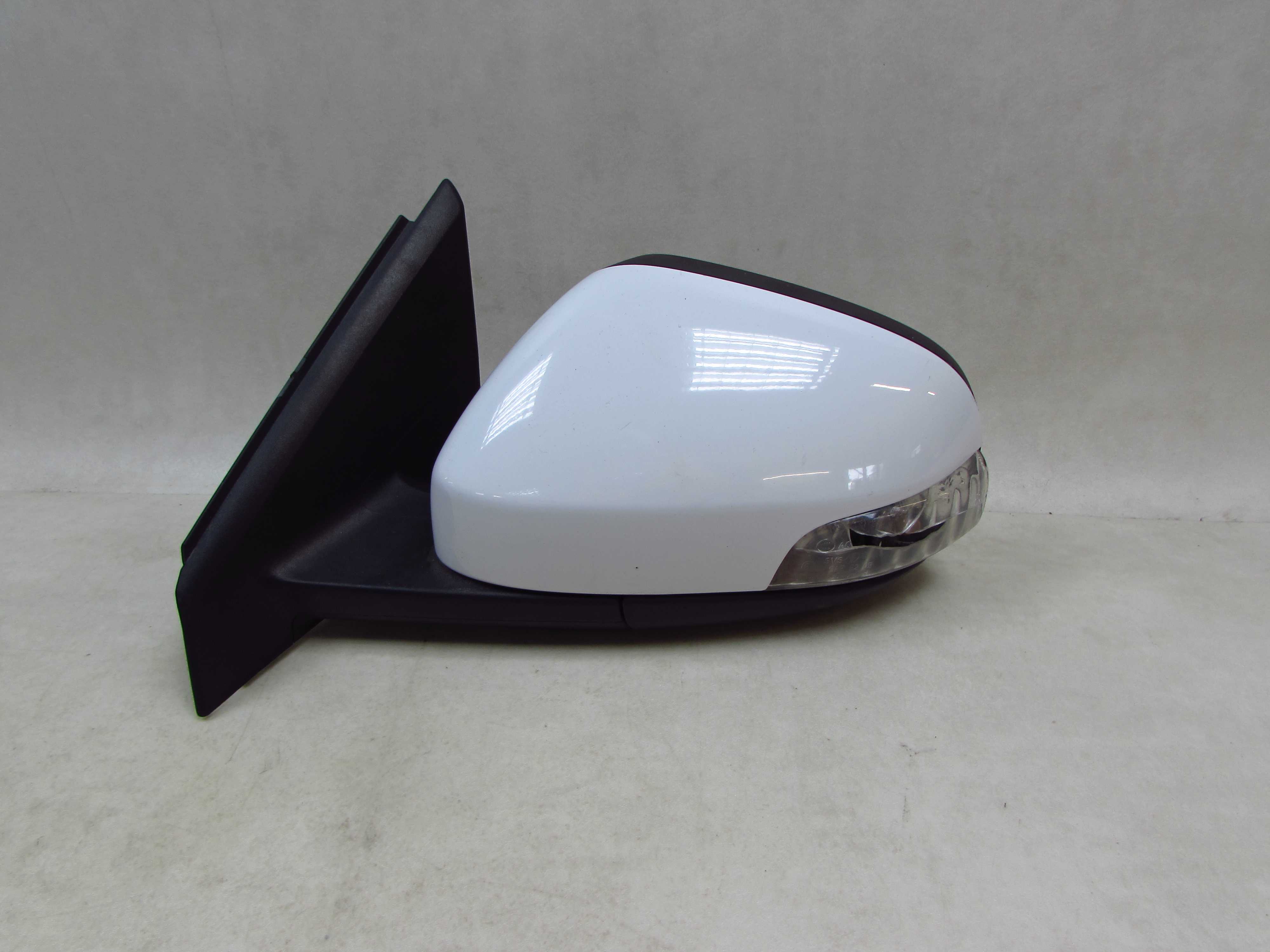 VOLVO V40 II 12-19 LUSTERKO LEWA STRONA 8 PIN 614-46 EUROPA