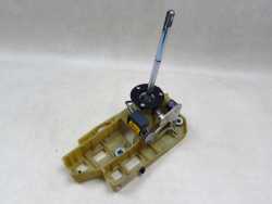 VOLVO S60 V70 XC70 2.4 D5 00-07 LEWAREK WYBIERAK ZMIANY BIEGOW MANUAL 30759227