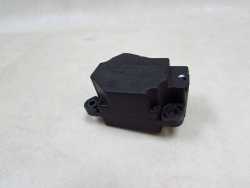 VOLVO S60 V70 XC70 SILNICZEK STEROWANIA NAGRZEWNICY 30676510 TR 99-07