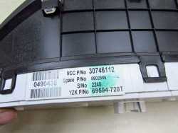 VOLVO S60 V70 XC 2.4 D5 MAN LICZNIK ZEGAR 30746112 UK 00-07