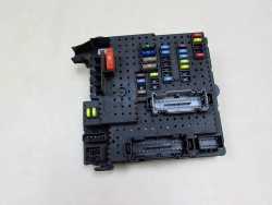 VOLVO S60 V70 XC70 XC90 SKRZYNKA BEZPIECZNIKOW MODUL REM 30786646 28080156