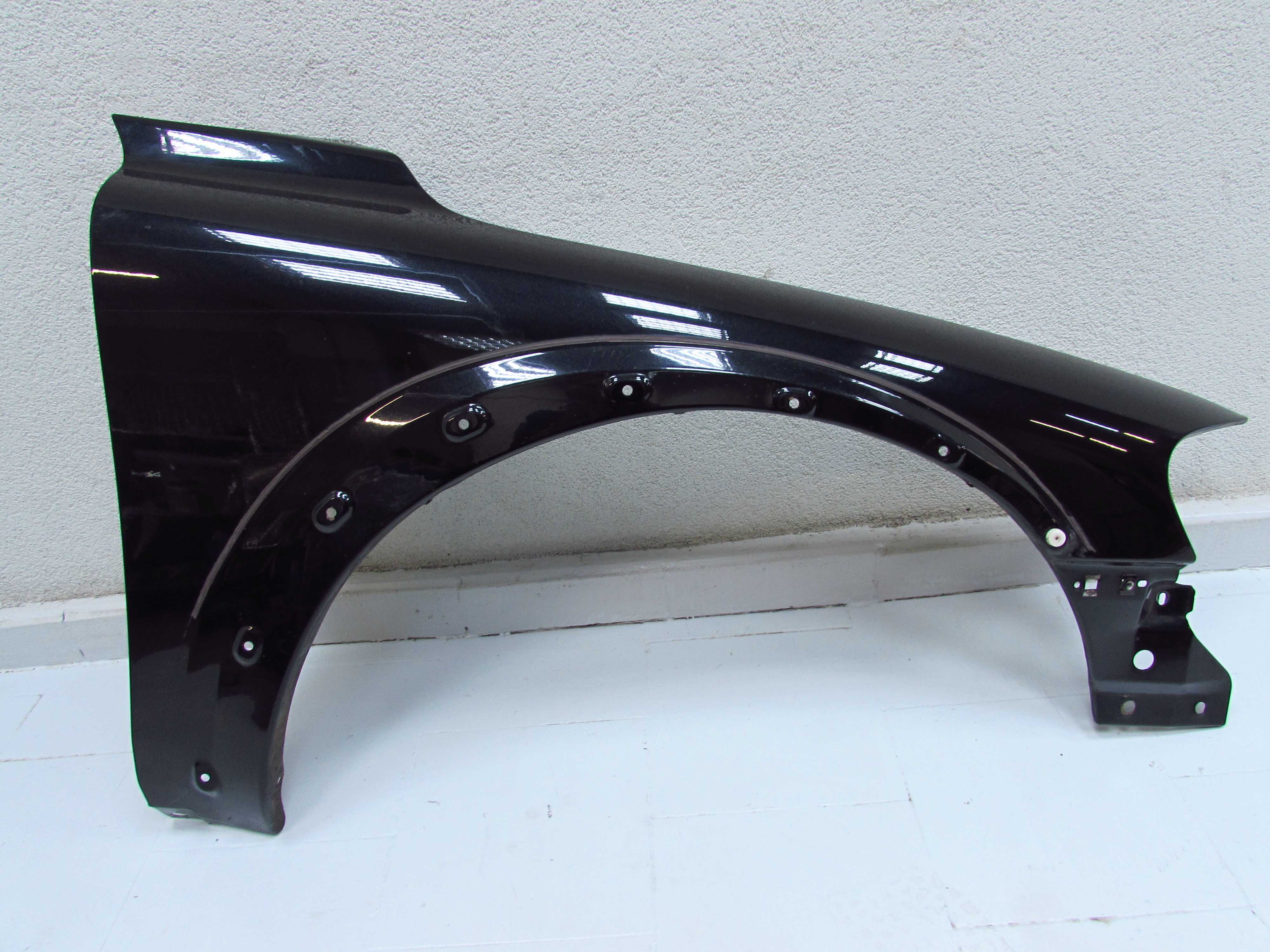 VOLVO XC70 LIFT CROSS COUNTRY 99-07 BLOTNIK PRZOD PRAWY 452-46