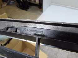 MERCEDES C KLASA W203 GRILL ATRAPA CHROM 2038800223