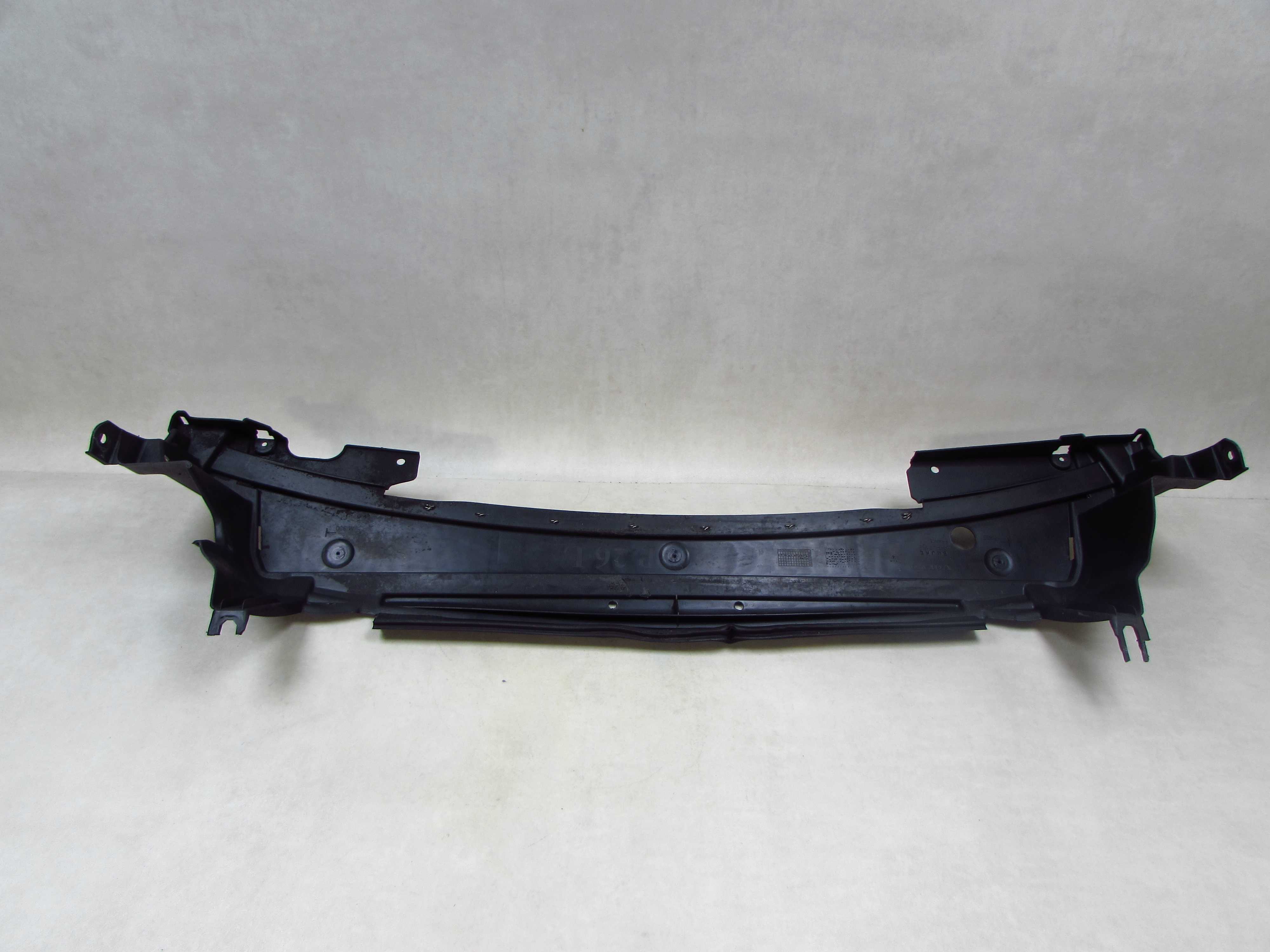 VOLVO XC70 V70 99- 07 OSLONA PASA ZDERZAKA CHLODNIC 30744085