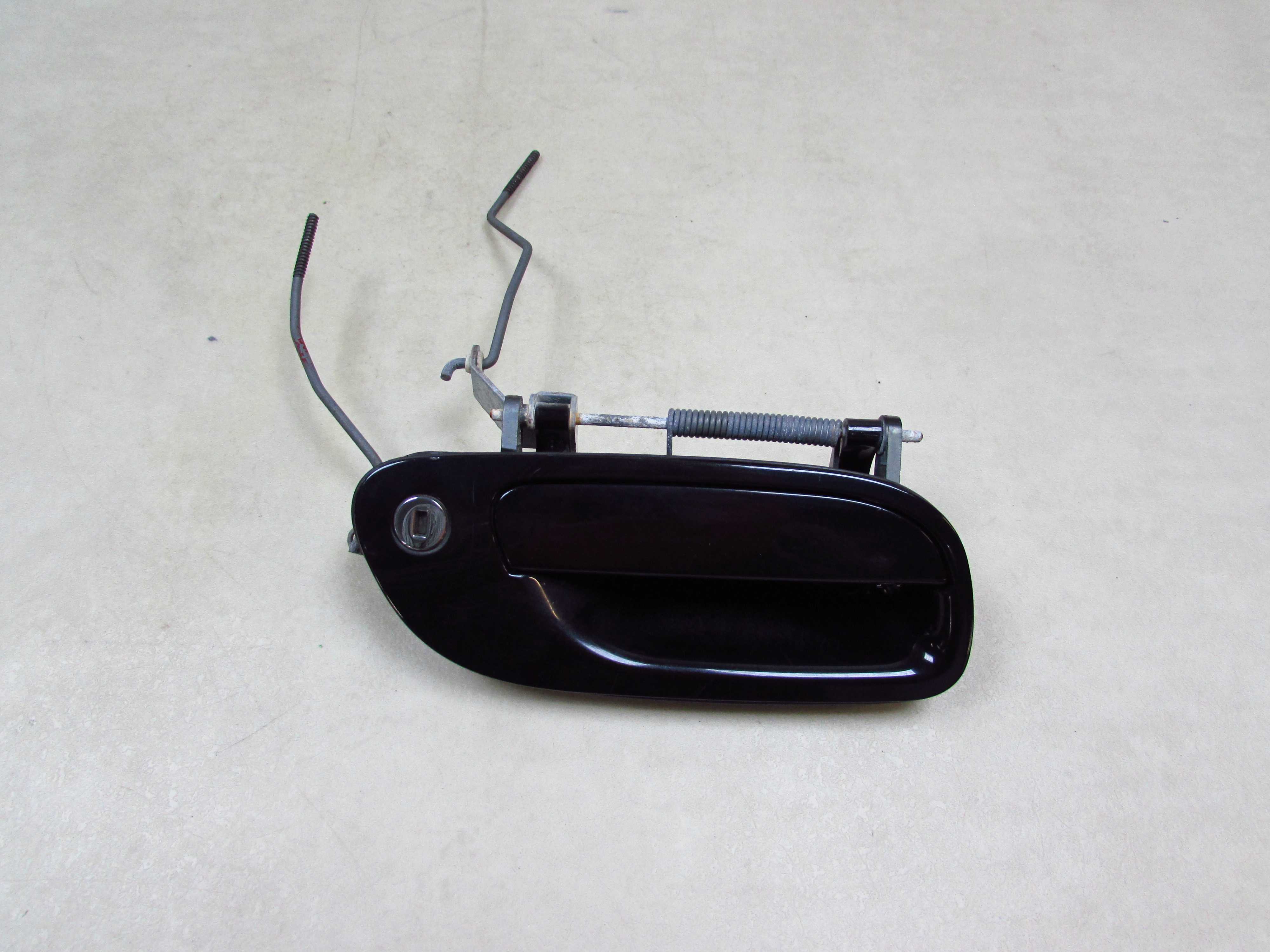 VOLVO S60 V70 XC70 LIFT 04- KLAMKA DRZWI PRZOD PRAWA 452-26