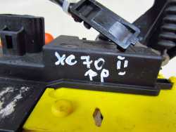 VOLVO S60 V70 XC70 LIFT 04- ZAMEK DRZWI PRAWY PRZOD 30699749 8 PIN