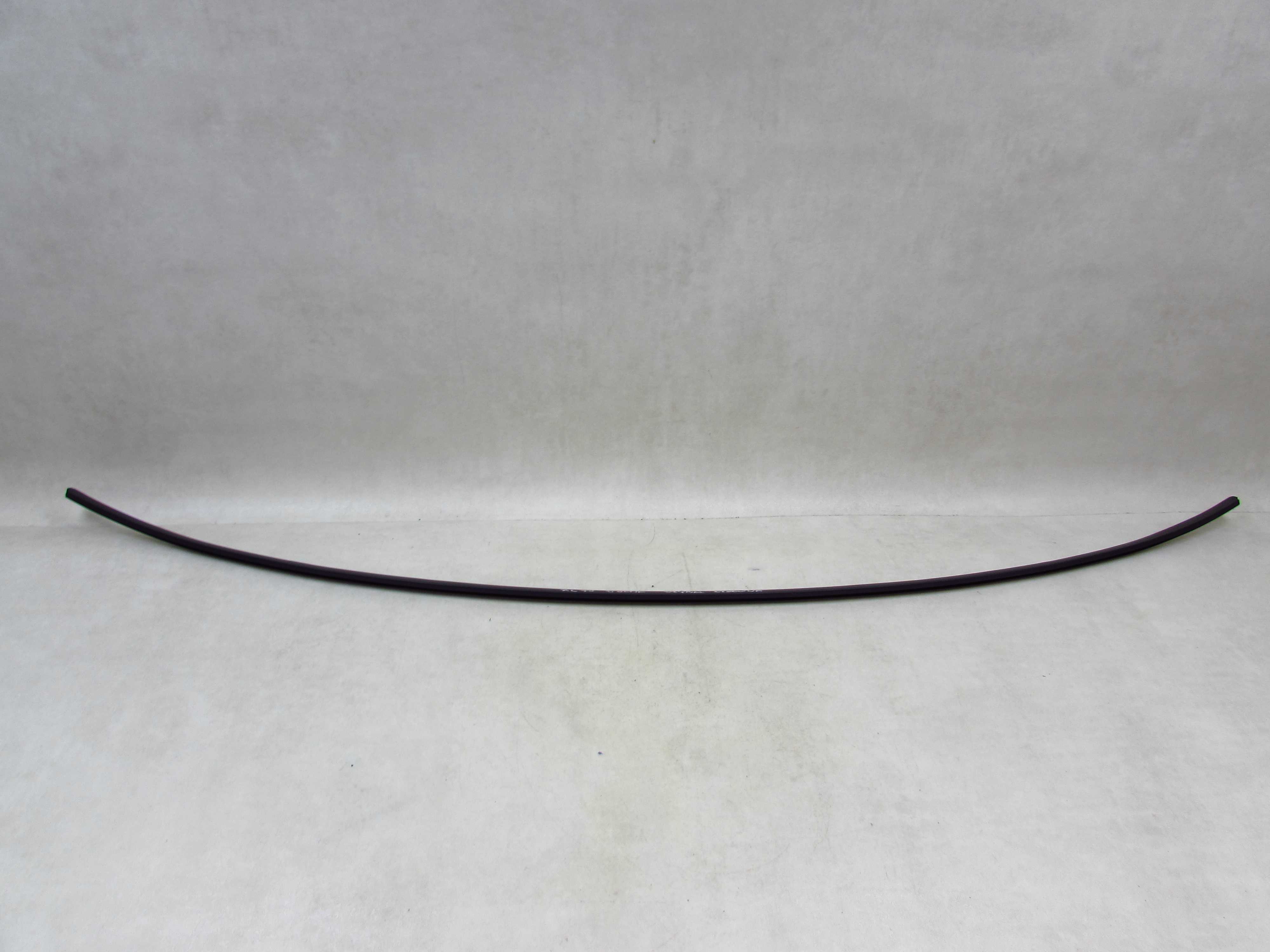 VOLVO S60 V70 XC70 99-07 USZCZELKA LISTWA SZYBY CZOLOWEJ DOLNA