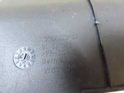 VOLVO V70 XC70 KRATKA WENTYLACYJNA WLOT BAGAZNIKA 9166092 99-07