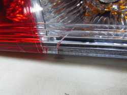 VOLVO V70 XC LIFT LAMPA TYL TYLNA LEWA 04-07