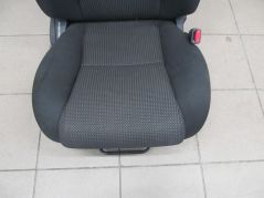 TOYOTA COROLLA VERSO FOTEL SIEDZENIE PRZOD P 01-04