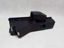 AUDI A6 C6 KOMBI AVANT 04-11 LEWAREK PODNOSNIK 4F0011031 UCHWYT 8E0010175A