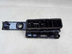 AUDI A6 C6 2.7 TDI 04-11 KRATKA NAWIEWU ŚRODKOWA 4F2820951