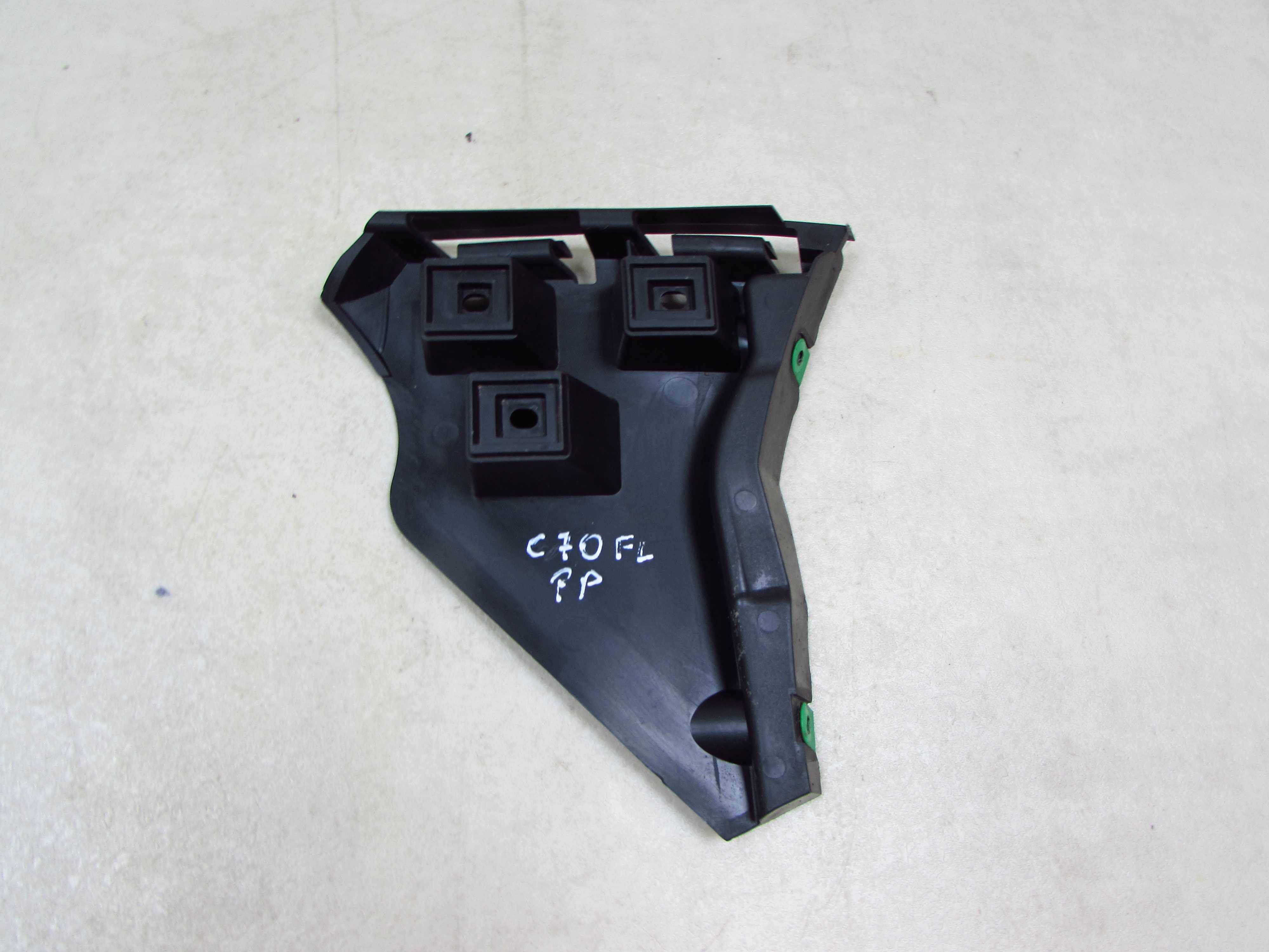 VOLVO C70 II LIFT 11-13 SLIZG MOCOWANIE ZDERZAKA PRZOD PRAWY 31214879