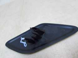 VOLVO C70 II LIFT 10-13 ZASLEPKA OSLONA SPRYSKIWACZA LAMP ZDERZAKA LEWA 498-26 31214853
