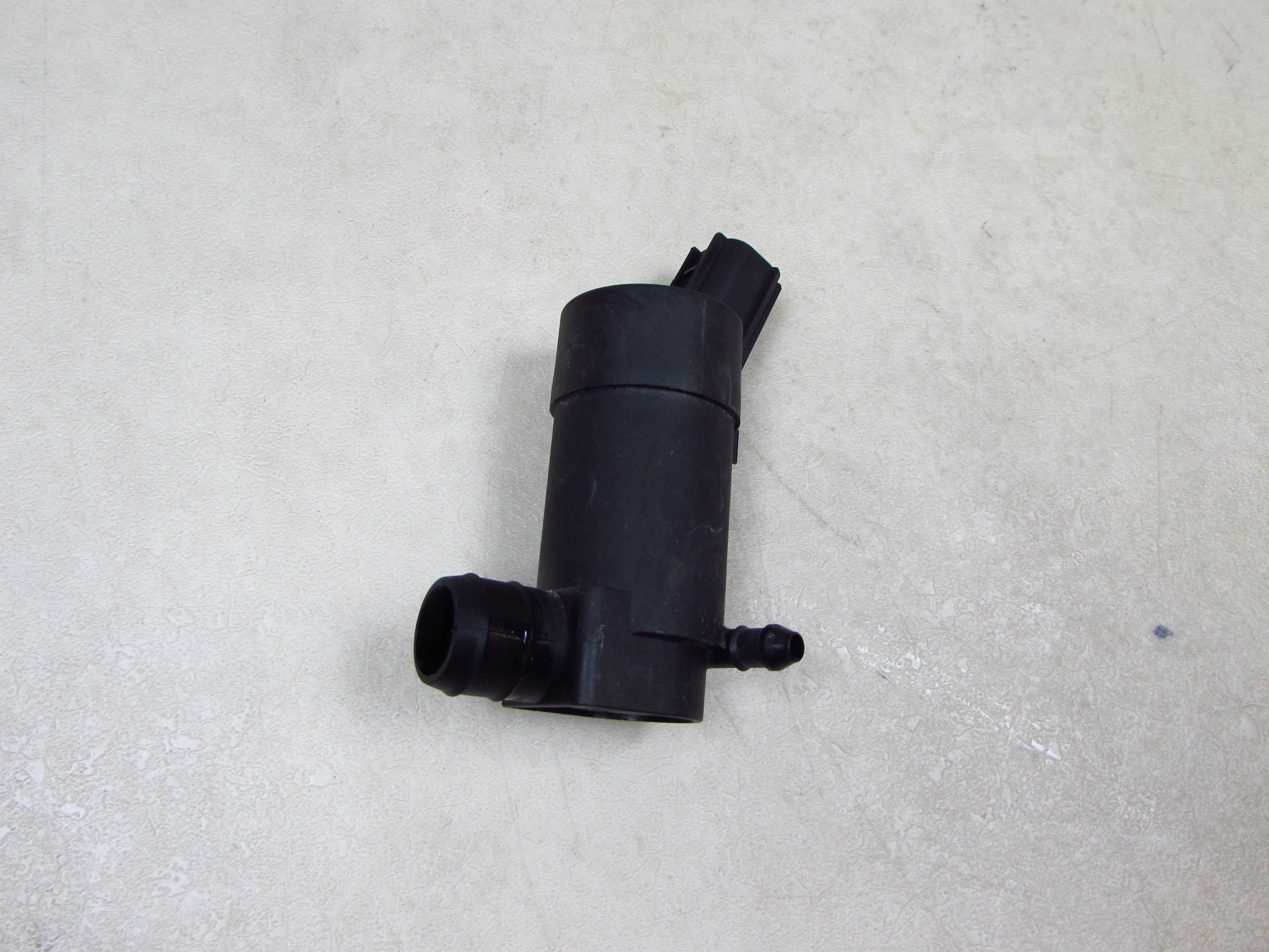 VOLVO C30 S40 V50 C70 06-13 POMPKA SPRYSKIWACZY 1S71-17K624-DD