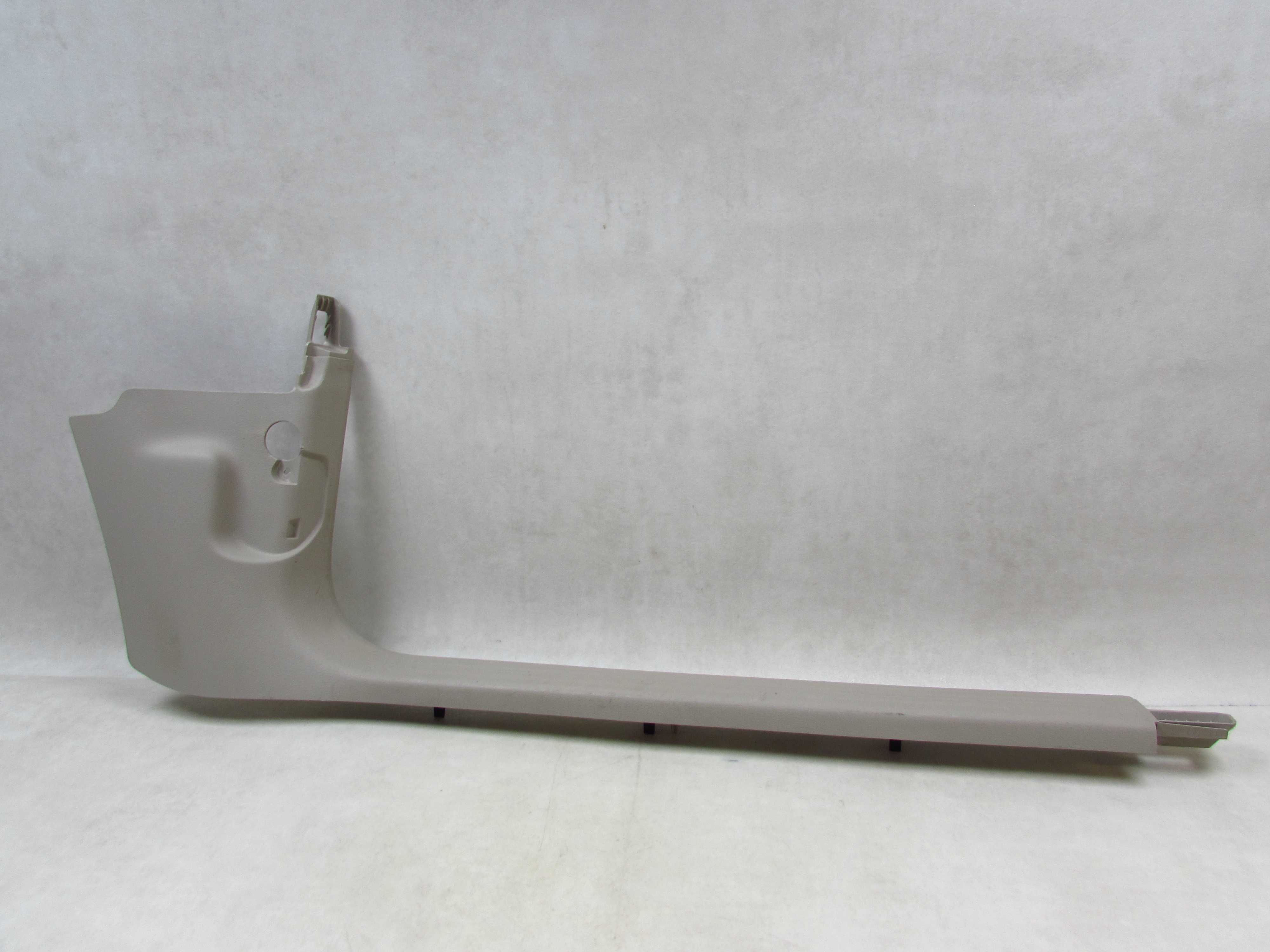 AUDI A6 C6  AVANT 04-11 LISTWA OSLONA PROGU PRZOD PRAWY 4F2867272A