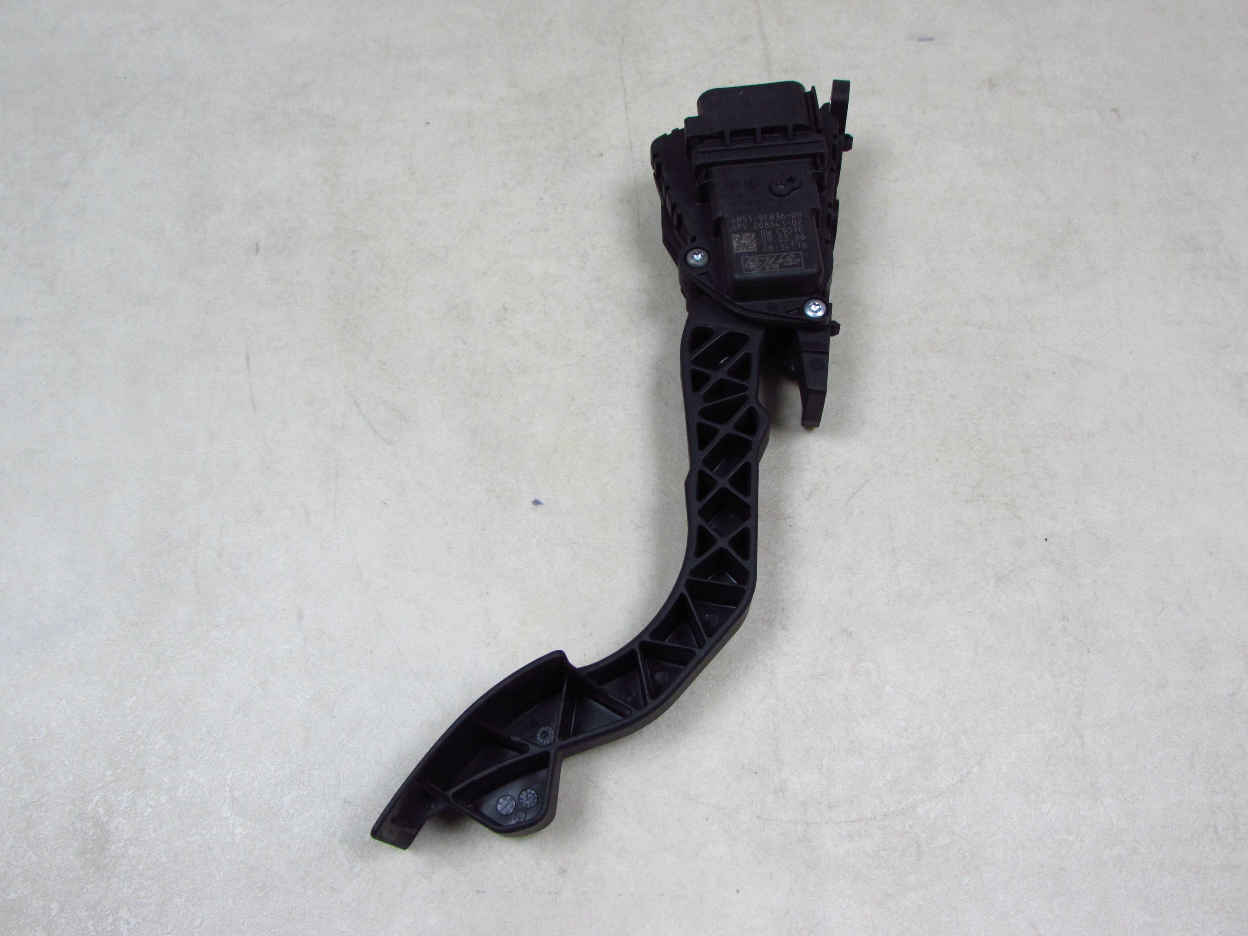 VOLVO C30 S40 V50 C70 04-13 PEDAL POTENCJOMETR GAZU 4M51-9F836-DH