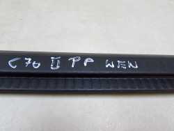 VOLVO C70 II LIFT 06-13 USZCZELKA LISTWA ZGARNIAJACA SZYBY DRZWI PRAWA