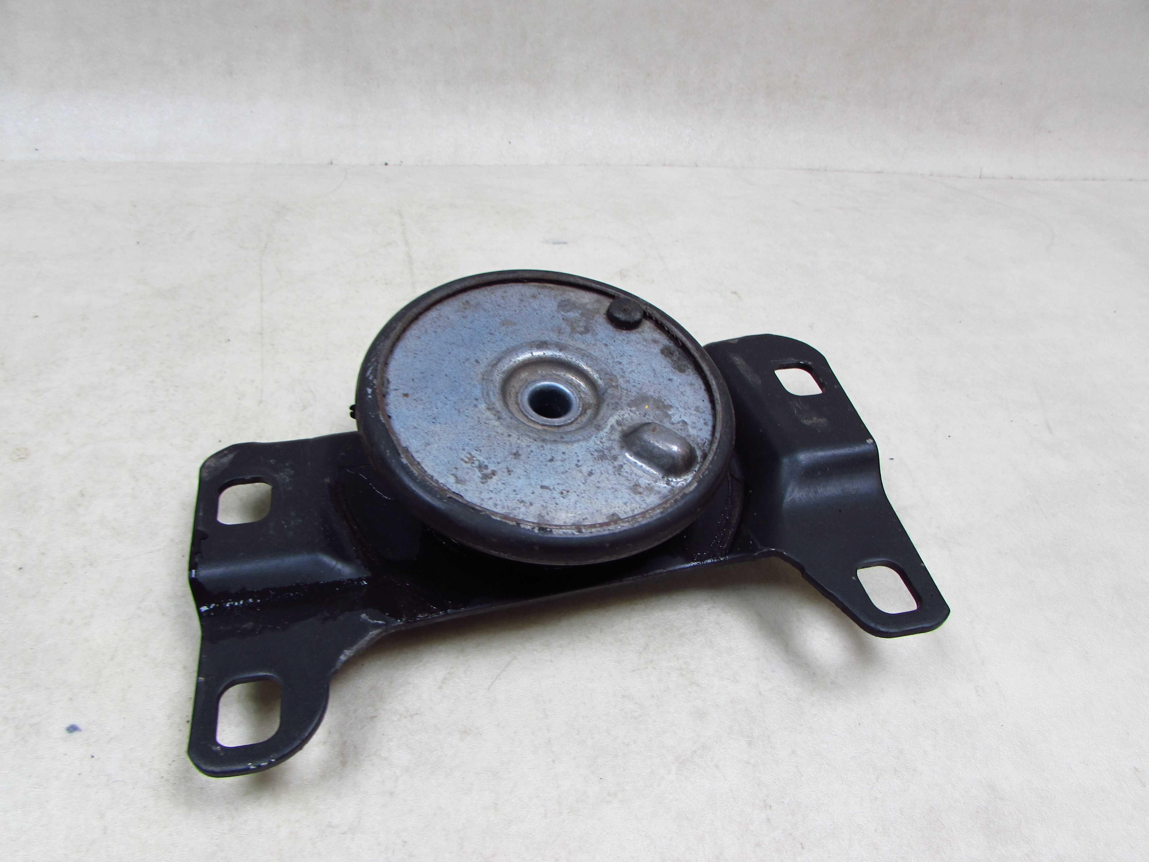 VOLVO C30 S40 V50 C70 V40 XC40 2.0 D4 10-15 LAPA PODUSZKA SKRZYNI SILNIKA 585183