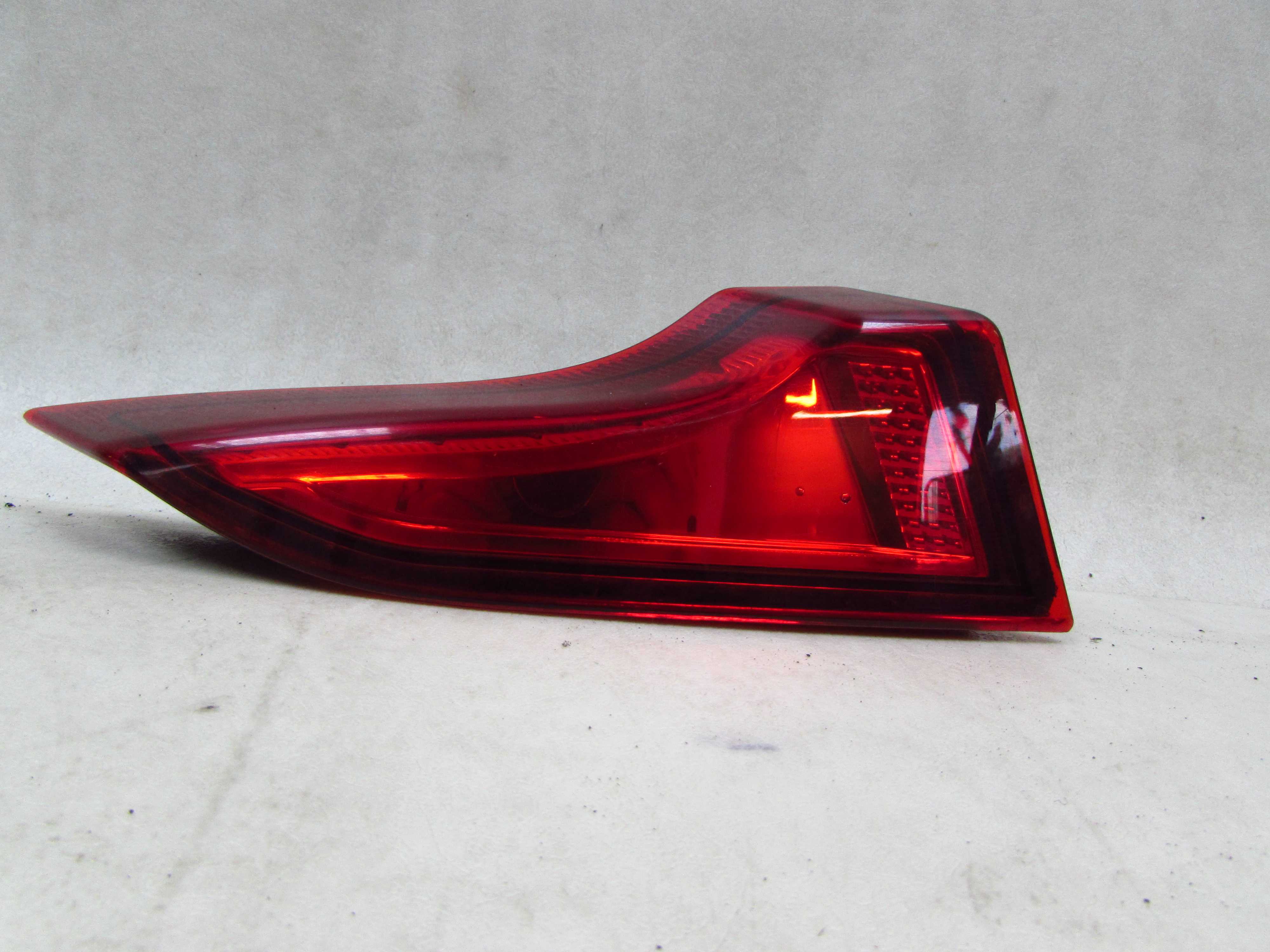 VOLVO C70 II LIFT 10-13 LAMPA TYL TYLNA LEWA KLAPY 31278314