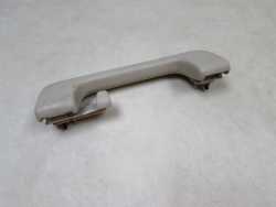 AUDI A6 C6 04-11 UCHWYT RACZKA PODSUFITKI TYL 8P0857607M