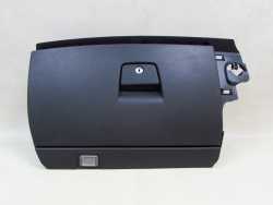 VOLVO S40 V50 C70 04-12 SCHOWEK PASAZERA 39808624 UK