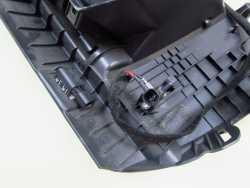 VOLVO S40 V50 C70 04-12 SCHOWEK PASAZERA 39808624 UK