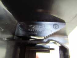 VOLVO C70 06-13 OSLONA ZASLEPKA SRUB FOTELA SIEDZENIA 08621069