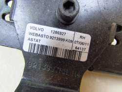 VOLVO C70 II 06-13 ZAMEK RYGIEL DACHU PRAWY 9213999