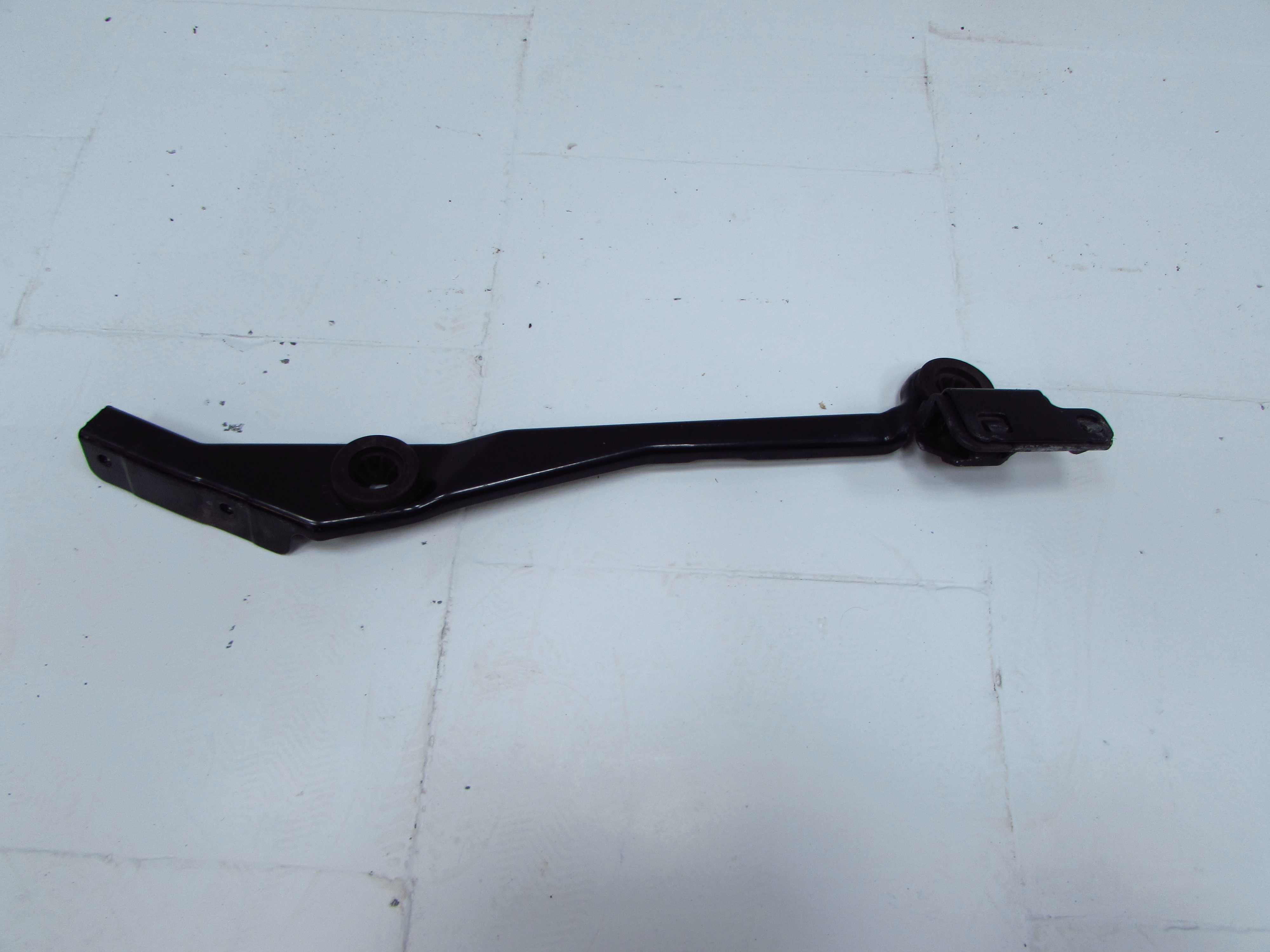 VOLVO C70 06-13 WSPORNIK BLACHA MOCOWANIE PASA PRZOD
