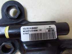 VOLVO C70 II 06-13 ODBUJ ZAWIASU PRAWY 31256997