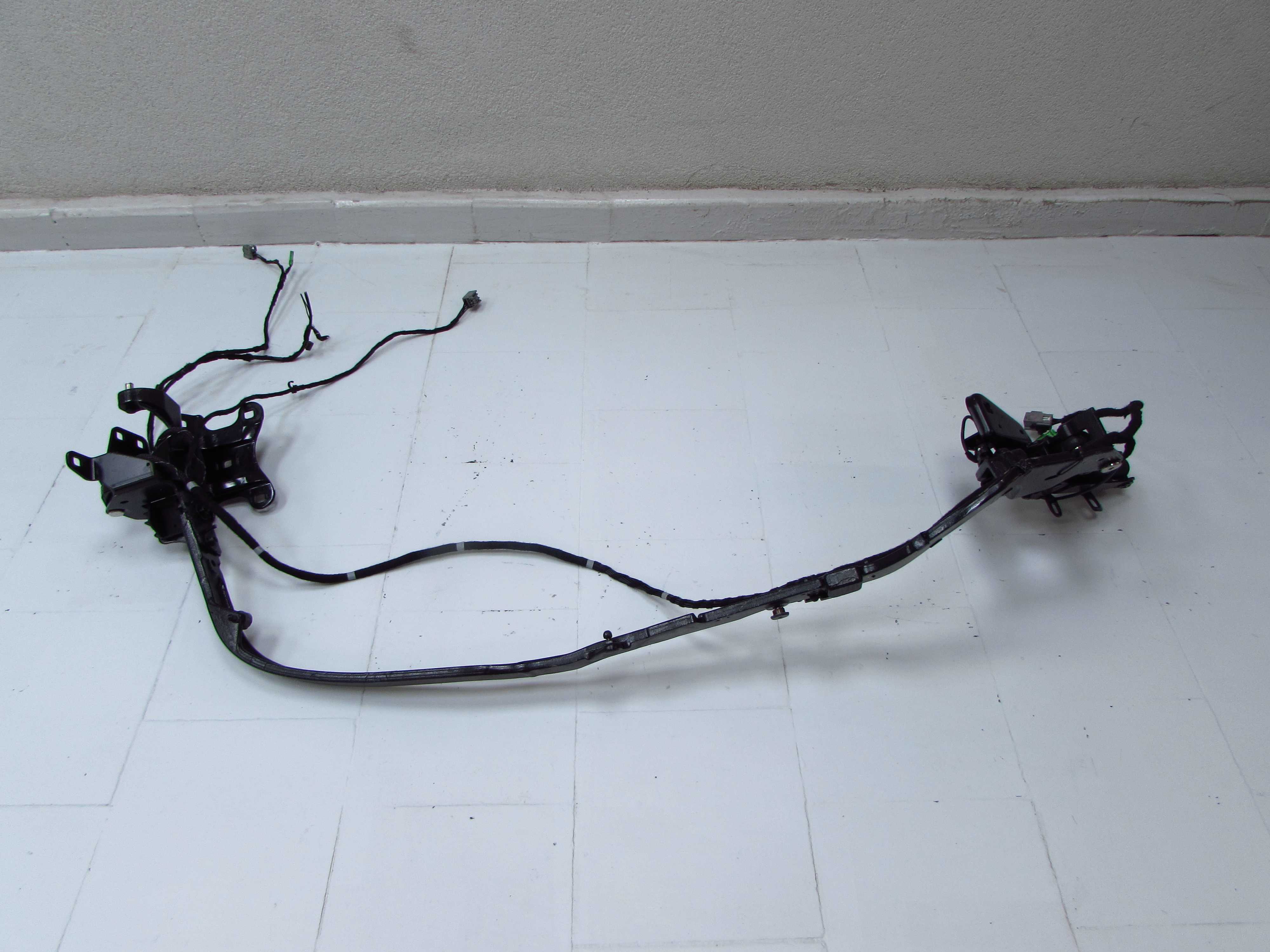 VOLVO C70 II 06-13 ZAWIAS RAMIE RAMA DACHU LEWA STRONA 31256474