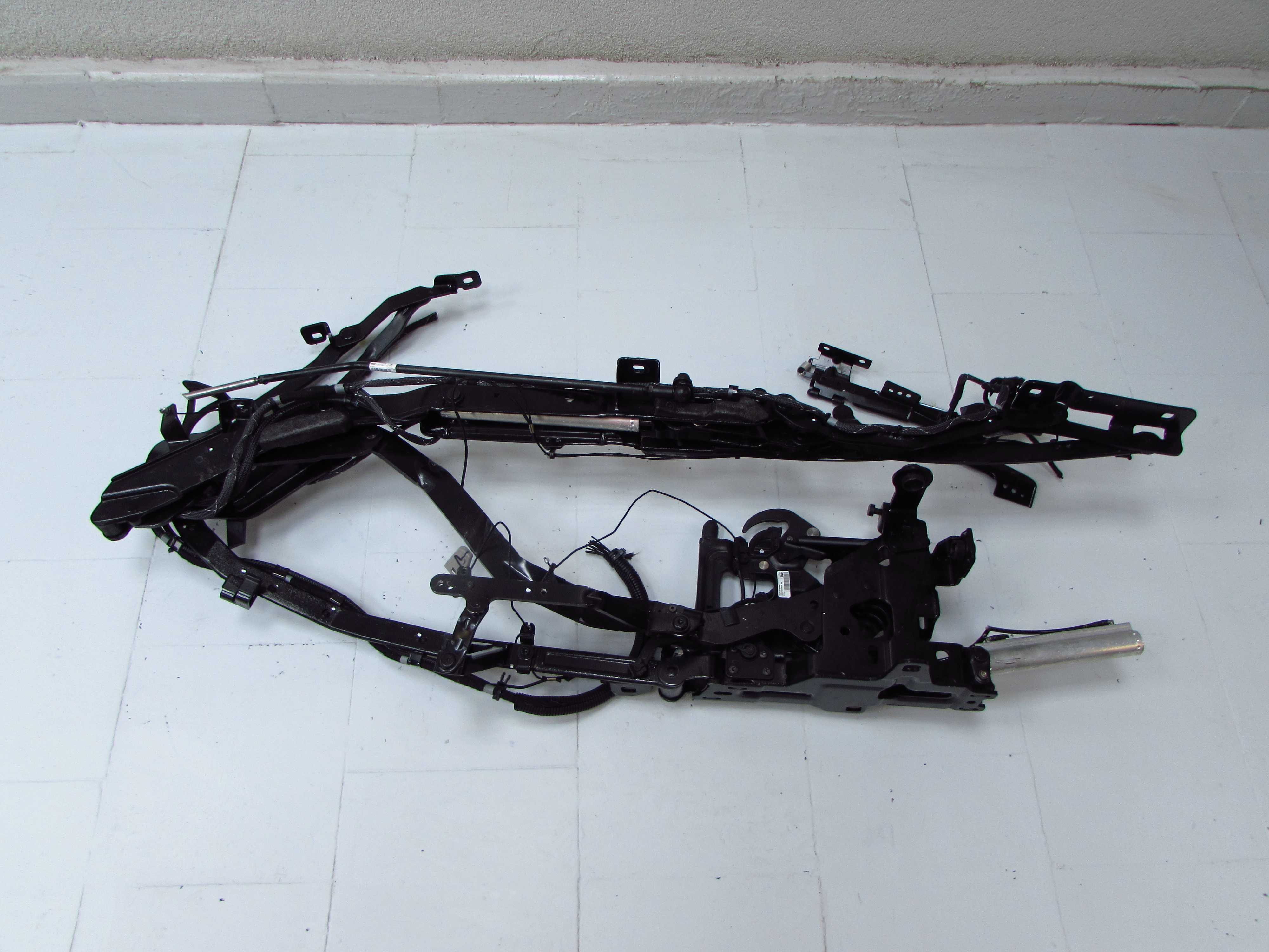 VOLVO C70 II 06-13 ZAWIAS RAMIE RAMA DACHU LEWA STRONA 31256989 31325225 31256987