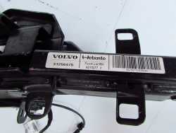 VOLVO C70 II 06-13 ZAWIAS RAMIE RAMA DACHU PRAWA STRONA 31256475