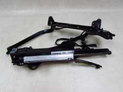 VOLVO C70 II CABRIO 06-13 ZAMEK RYGIEL SILOWNIK KLAPY DACHU TYL LEWY 31256553